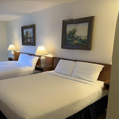 Wessex Inn By The Sea Cowichan Bay Extérieur photo