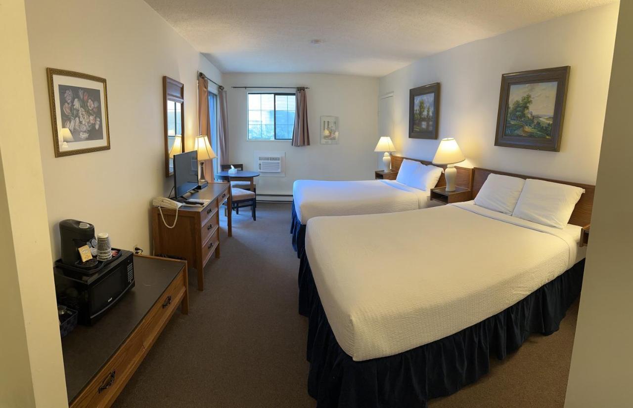 Wessex Inn By The Sea Cowichan Bay Extérieur photo