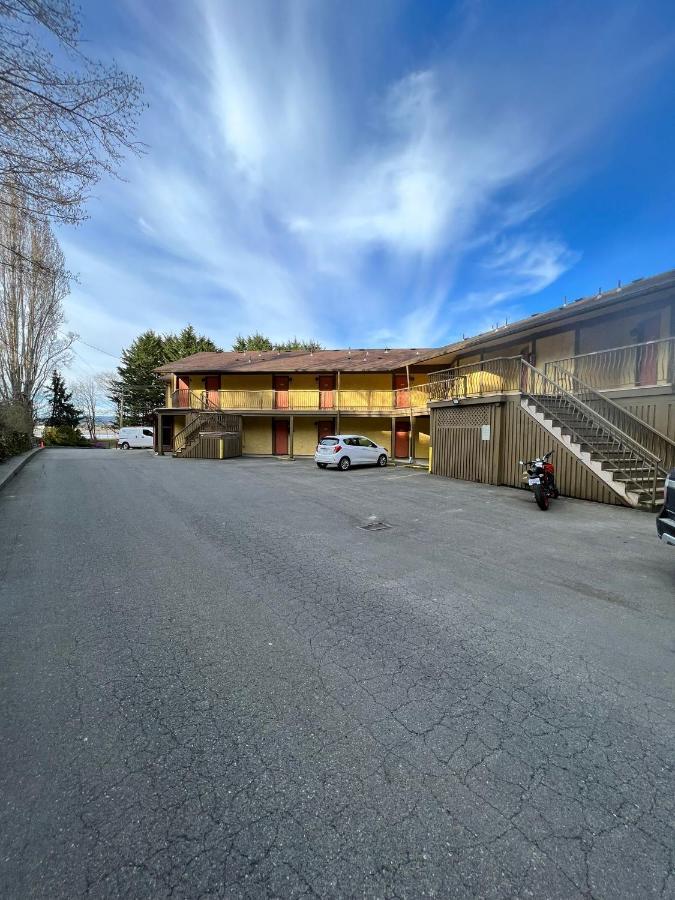 Wessex Inn By The Sea Cowichan Bay Extérieur photo