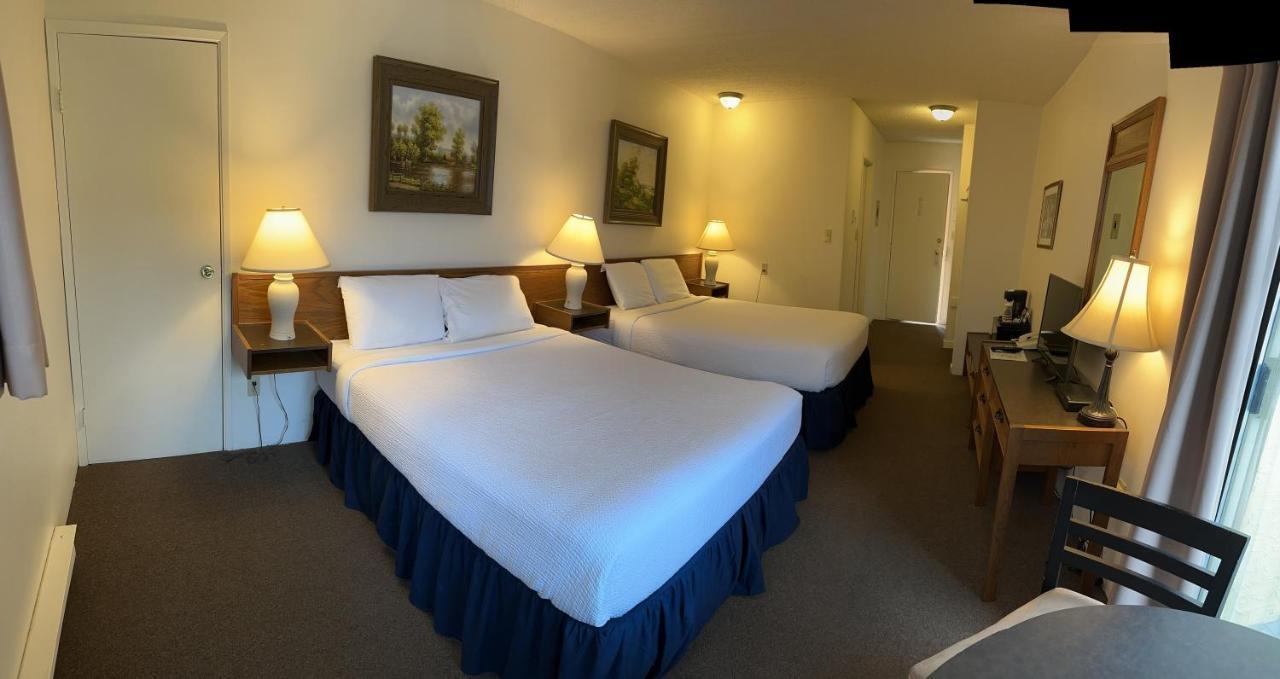 Wessex Inn By The Sea Cowichan Bay Extérieur photo