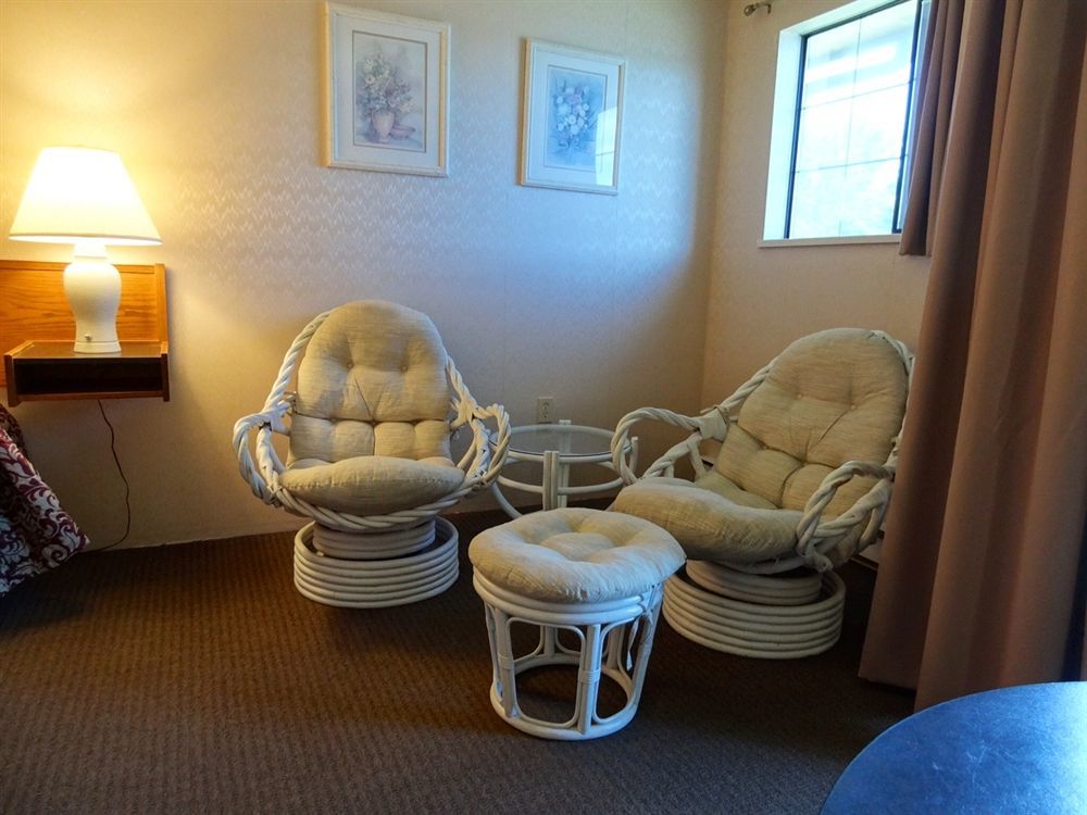 Wessex Inn By The Sea Cowichan Bay Extérieur photo