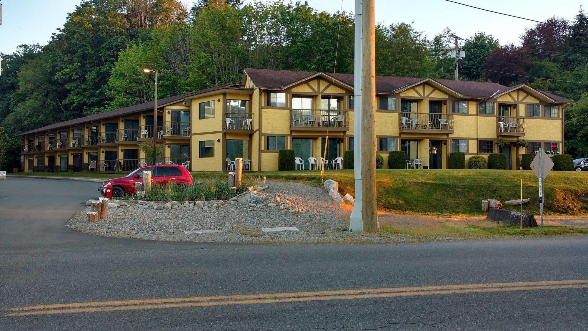 Wessex Inn By The Sea Cowichan Bay Extérieur photo