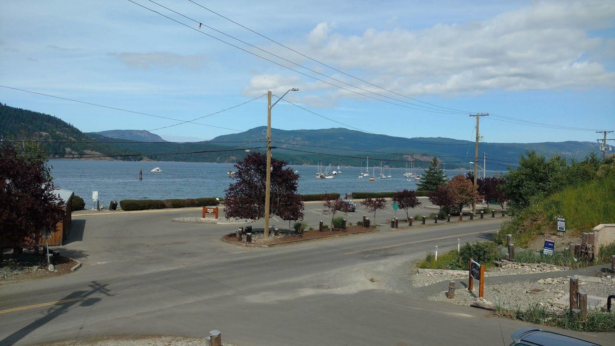 Wessex Inn By The Sea Cowichan Bay Extérieur photo